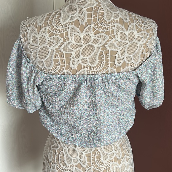 SOPHIE RUE Ditsy Floral Crop Top - Picture 2 of 10